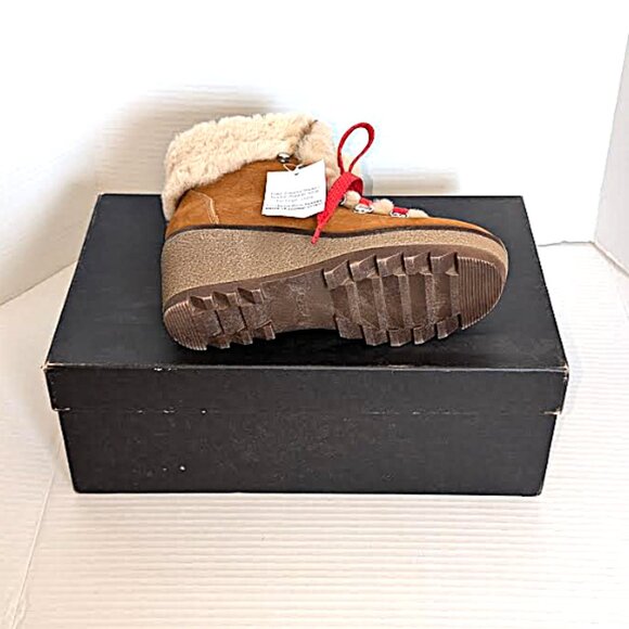 NIB J Crew Nordic Boots Size 7 - Picture 10 of 11